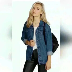 NEW NWT Boohoo Women's Jodie Oversize Denim Boyfriend Jacket Blue